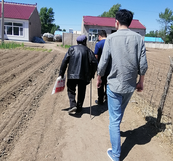 【我为群众办实事】 法官耐心释法答疑 干