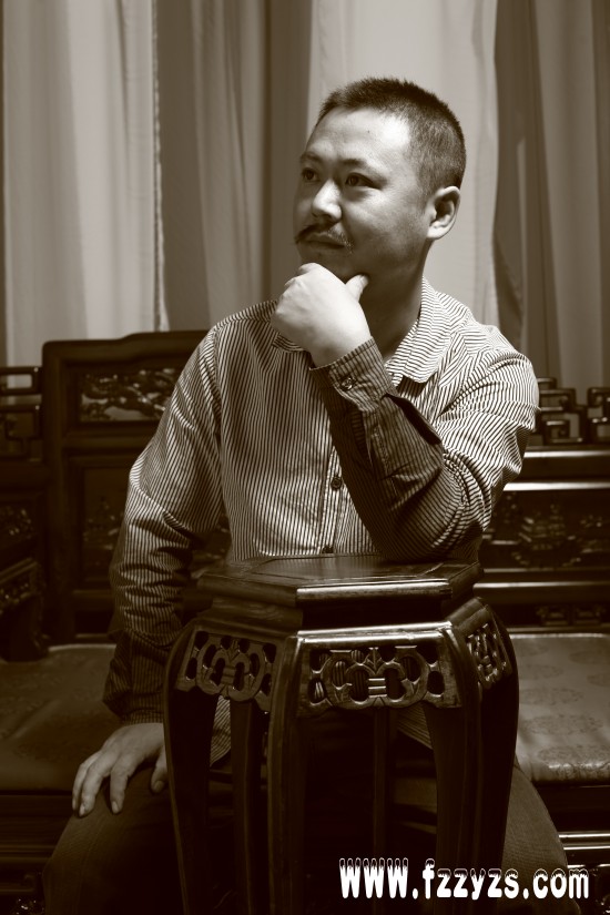 画家唐诗云印象