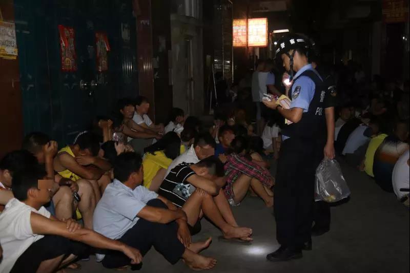 敛财800余万元，被控13罪！广西特大涉