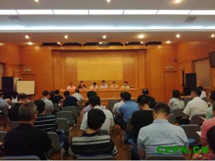 北京柴油车污染治理升级 车用尿素让柴油车