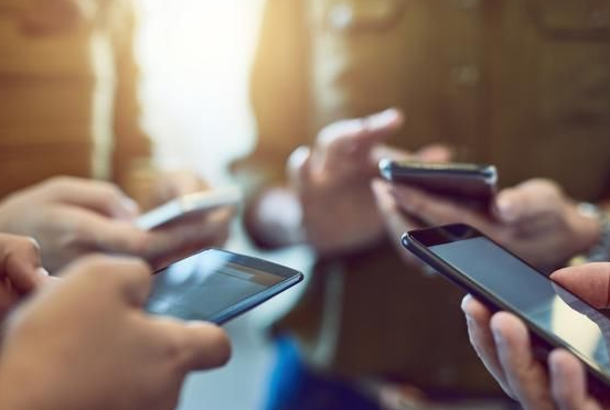 湖南：专项整治指尖上的形式主义 严防打卡