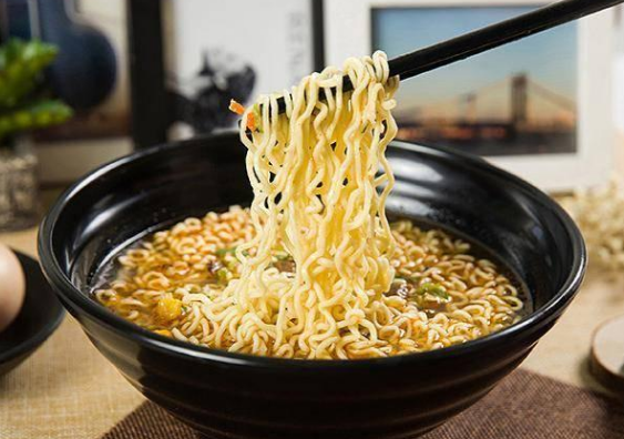 方便面逆势生长 你对它还有偏见吗？