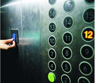 电梯安全事故时有发生 多地立法推广智慧电