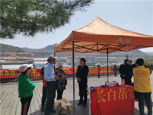 长白法院：“帮办代办”让司法服务更有“温
