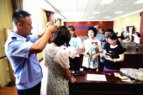 抚松法院开展干警毛发毒品检测打造忠诚纯洁