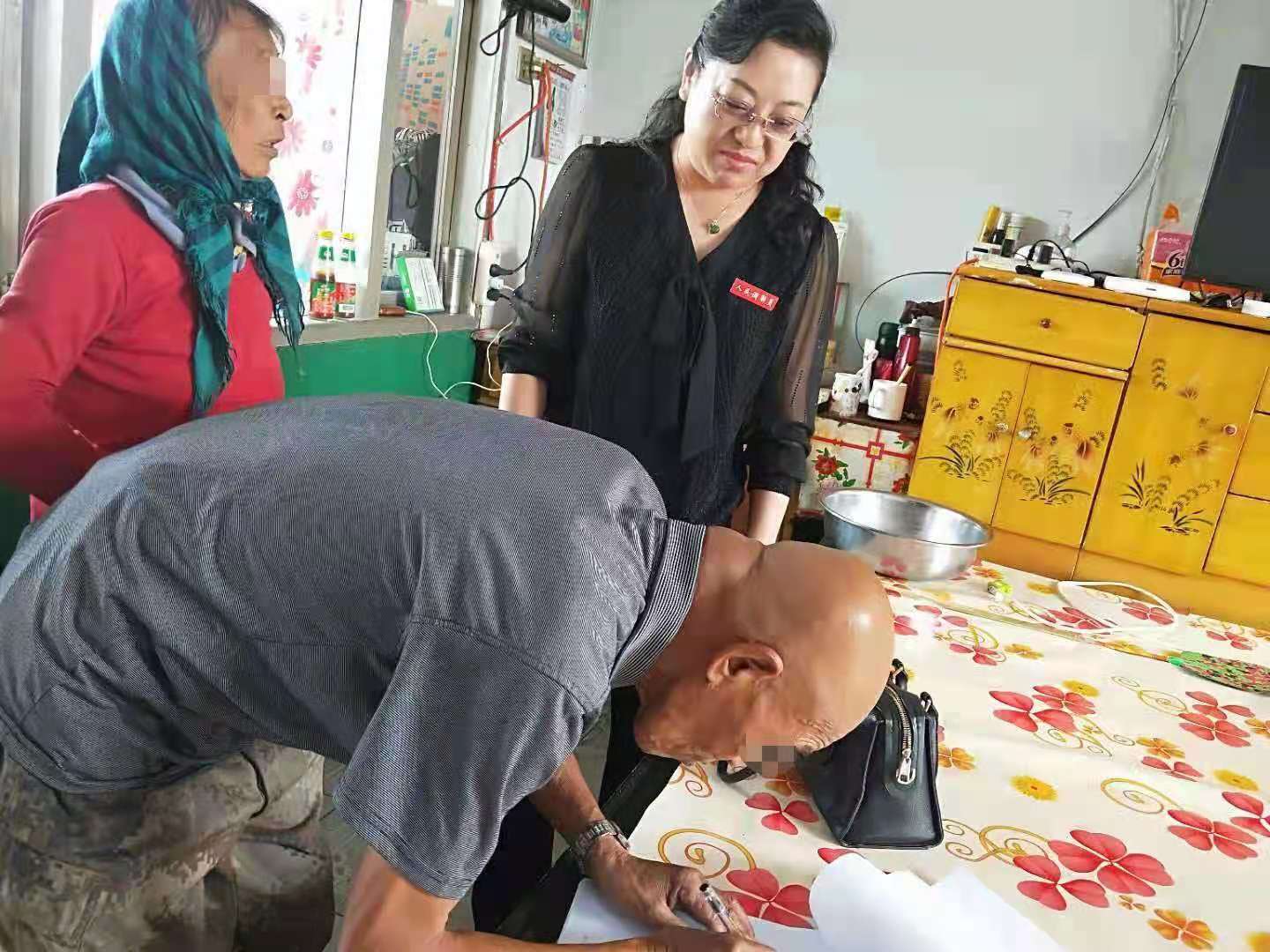  永吉法院【十百千万】： 电话调解了断纠