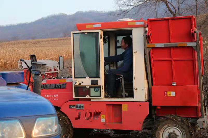 抚松县托管式“田保姆”让农户成为“甩手掌