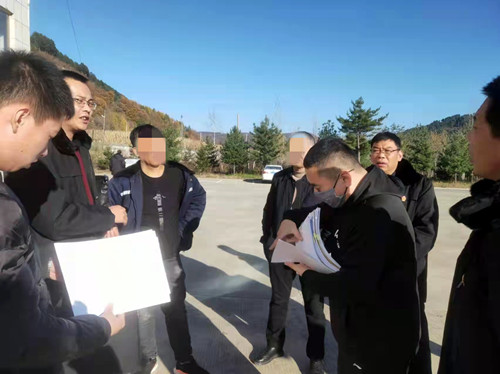 长白县法院清理执行积案化解矛盾