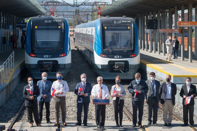 中国轨道列车首次驶入智利