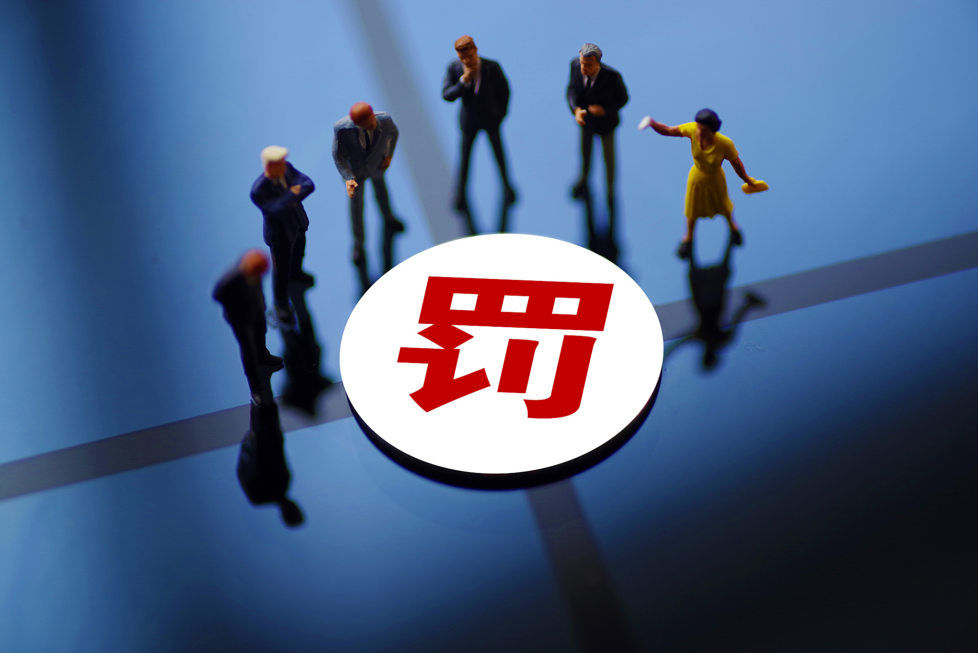 偷逃个人所得税，网红雪梨、林珊珊被罚超9