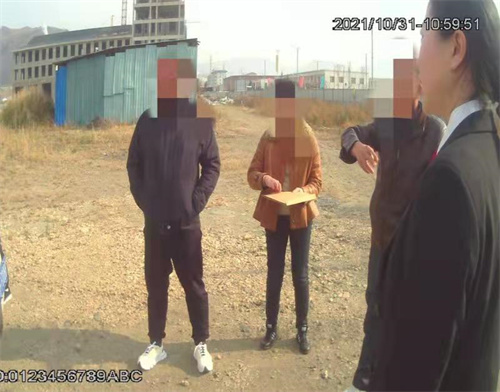 多年好友纷争一朝解