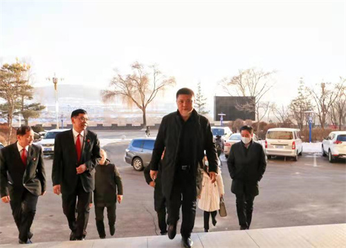 白山市市场监督管理局局长张辉一行到长白县