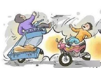 摩托车撞人成惨剧，结局发人深省