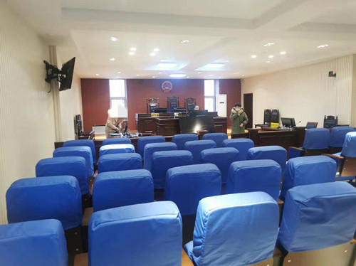 好邻居纷争 调解释前嫌