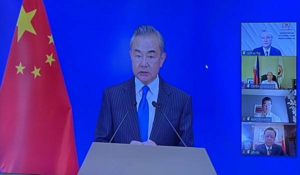 王毅向“中菲马尼拉论坛”发表视频致辞
