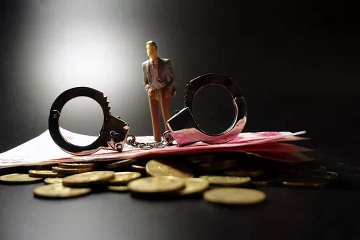 院庭长问案子算监督还是干预？教育整顿这样