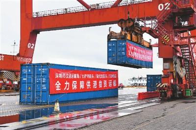 深圳开通供港物资“海上快线”