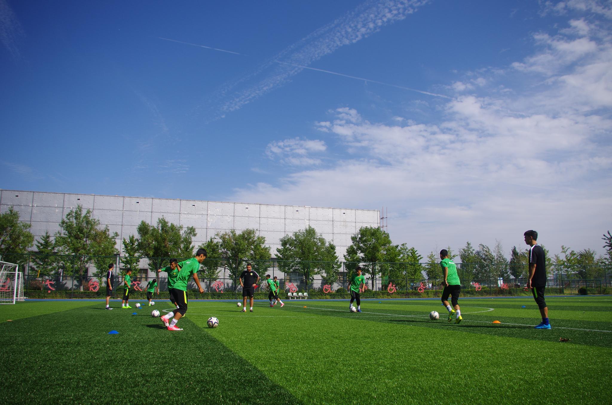 全国人大代表戴天方：正确引导青少年兴趣、