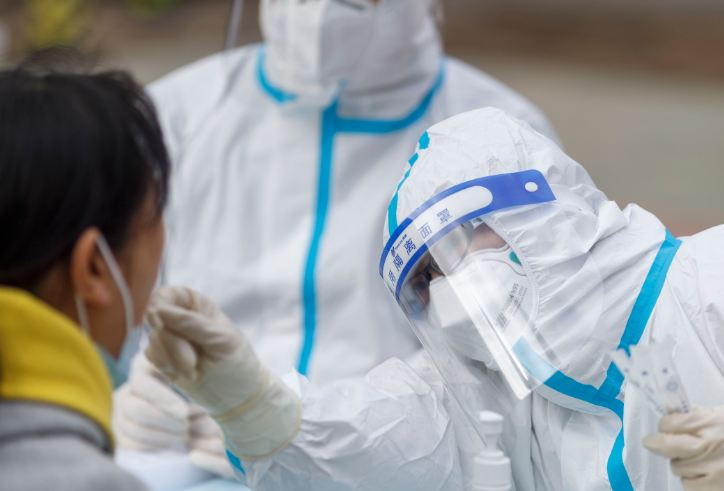 热评丨慎终如始 打赢抗疫“持久战”