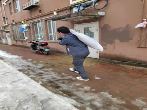 舒兰法院：解民忧 纾民困