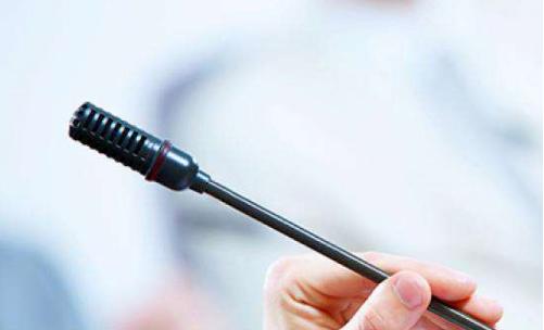 王毅同以色列候任总理、外长拉皮德通电话