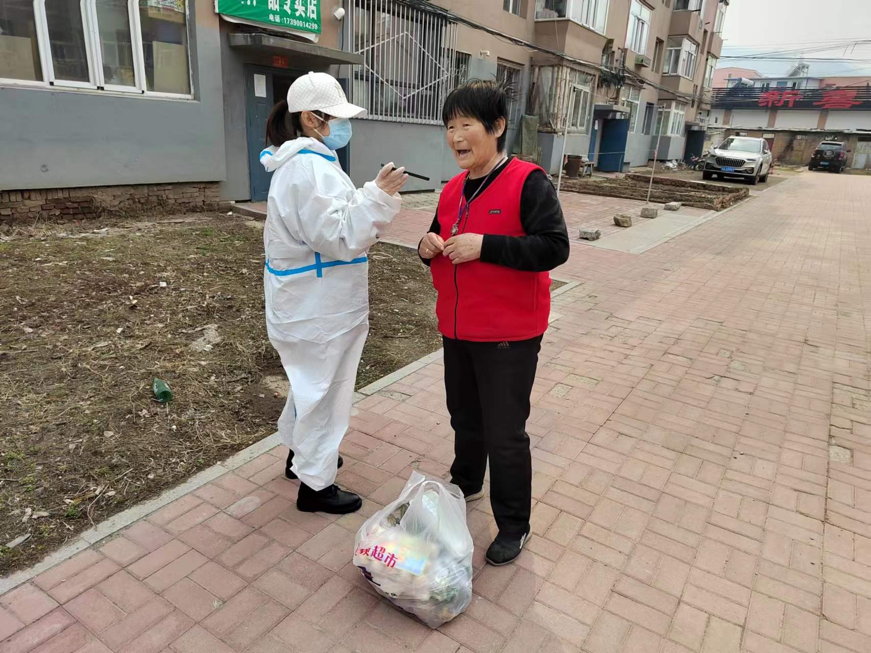 永吉法院： 疫线“小棉袄” 长期稳供保