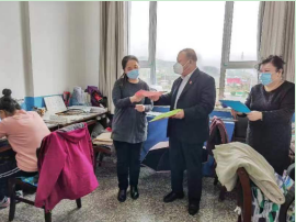 白石山林区基层法院 开展信访工作条例集中