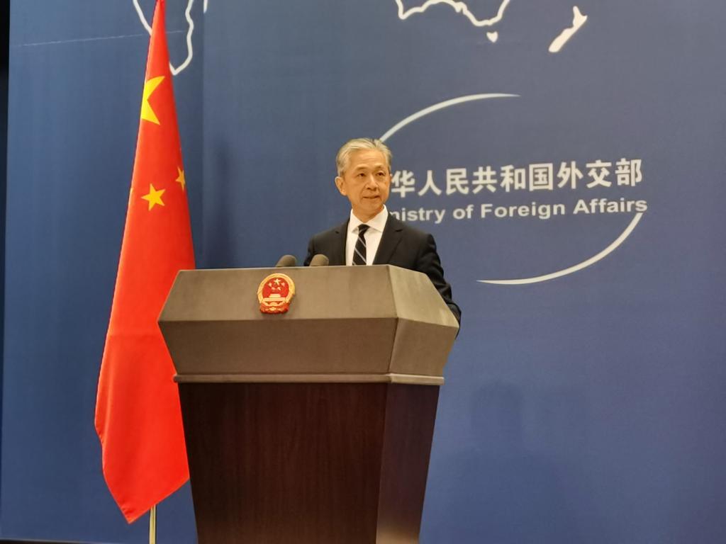 外交部：日方相关消极动向值得国际社会保持