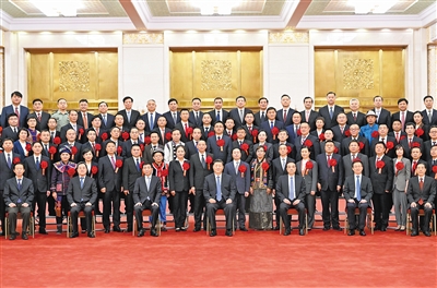 习近平会见第九次全国信访工作会议代表