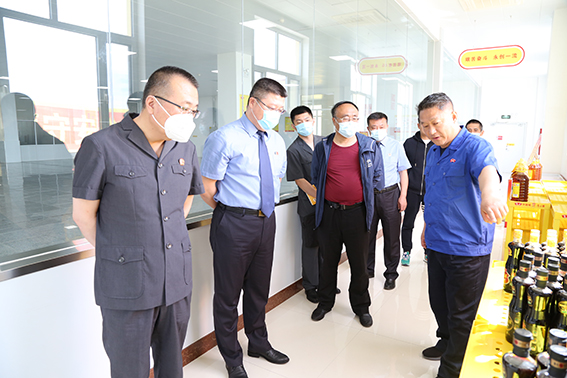 走遍扶余：法检两长进企业 助力民营经济健