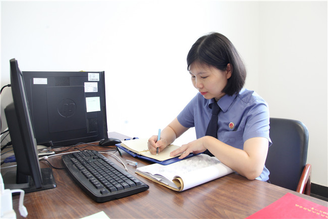 李琳：“唯益”的三重宣言