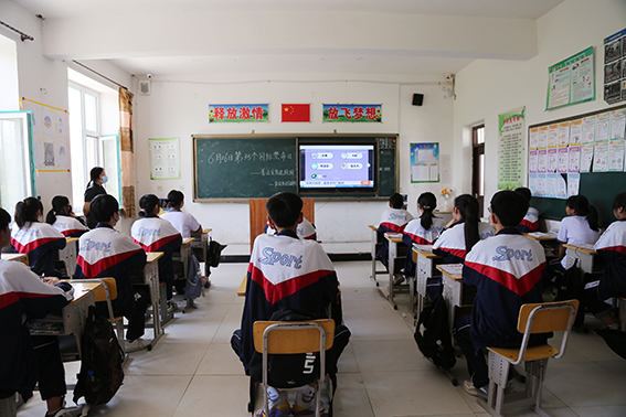 禁毒不停歇 青春不“毒”行 乾安法院开展