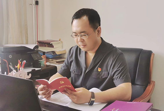 听听他们的故事·宋佳瑶：做好党建工作的推