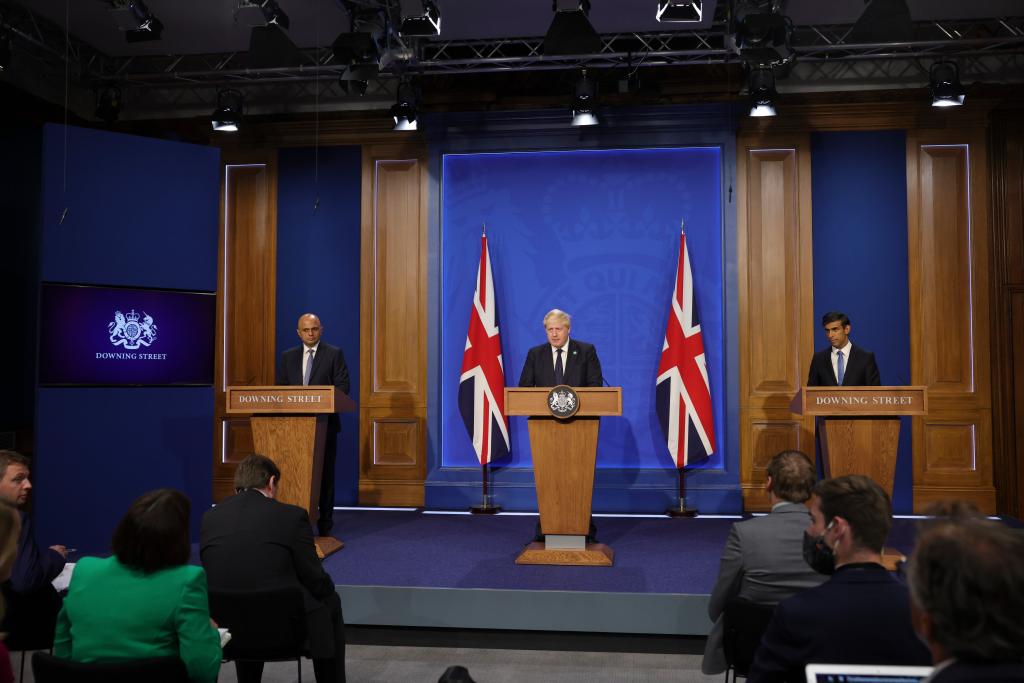 约翰逊陷入孤立辞职　谁能接班尚难预料