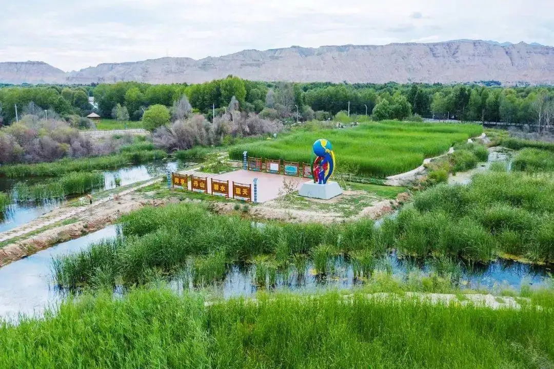 坚持绿色低碳发展  提高资源利用效率  