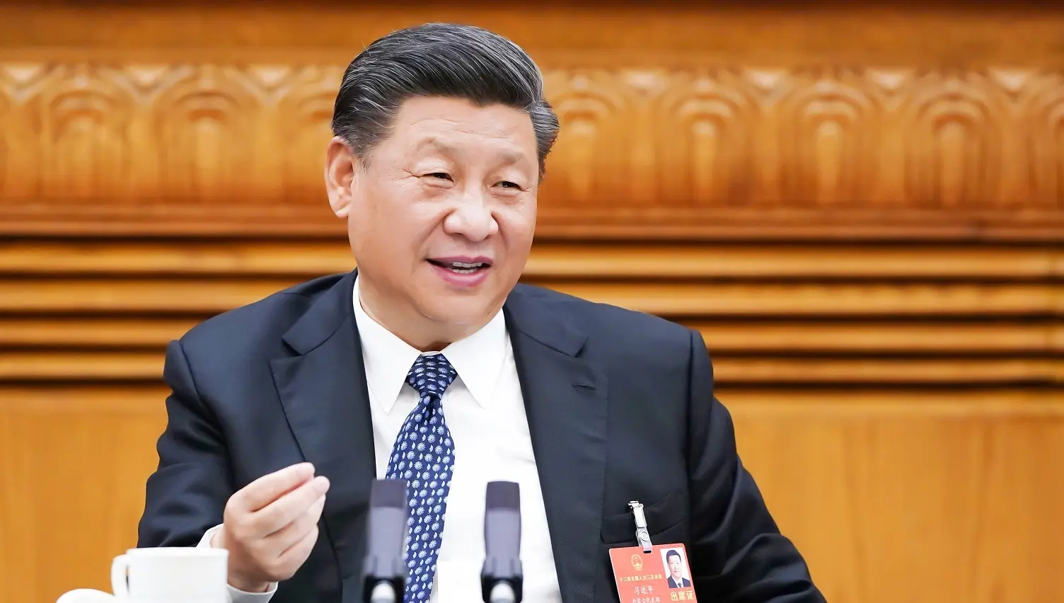 中共中央政治局召开会议  习近平主持会议