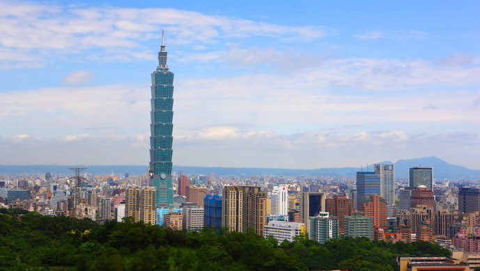 蔡英文的政治本性：“媚美”“谋独”“卖台