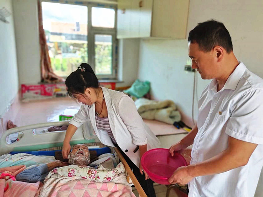 大川村来了“爱心理发师”