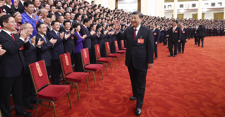 习近平等领导同志亲切会见出席党的二十大代