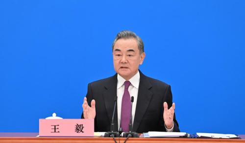 王毅同新加坡外长维文通电话