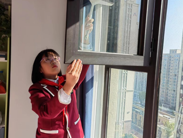 周口市六一路小学开展“家庭劳动小达人”主