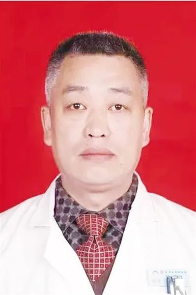  小诊所里有大爱：南阳基层诊所医师王炳奇