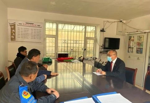 重走乡村路构建鱼水情