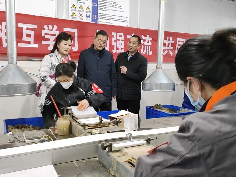 宣传造势打响仲景品牌  职工竞技激发企业