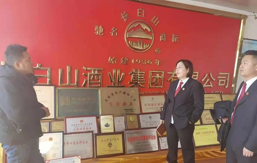 “小法庭 大能量” 为法治化营商环境护航