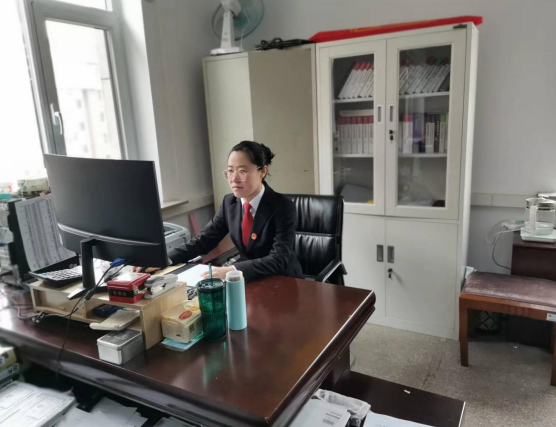 “了不起”而平凡的“她” | 郭婧：用纤