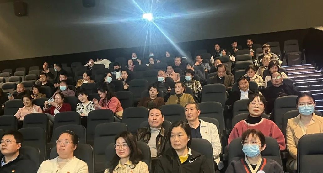 【感悟榜样力量】西峡县检察院组织党员干警