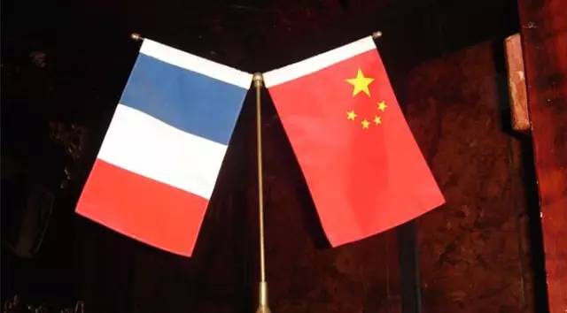 推动中法关系乘风破浪、行稳致远