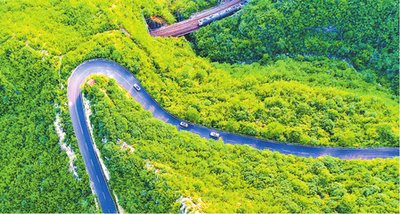 “四好农村路”铺就发展快车道