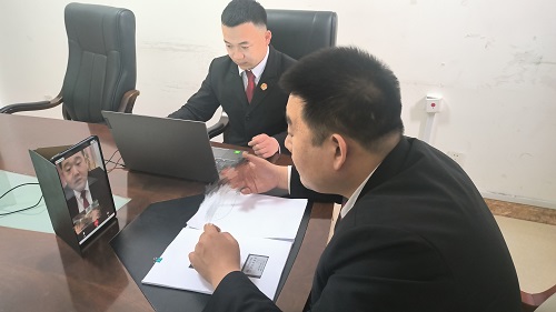 在线调解“云端聚”，智慧服务暖民心